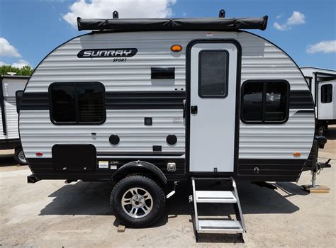 Description <b>Sunset</b> <b>Park</b> <b>RV</b> <b>Sunray</b> Classic travel trailer <b>149</b> highlights: Solar package 54" x 74" Bed 6" lift Heavy duty tires Outside shower Roof Rack Fantastic fan Manual awning This <b>Sunray</b> Classic travel trailer is the largest and most accommodating because it comes with a wet bath so that you can even take a shower in your trailer!. . 2022 sunset park rv sunray 149 specs
